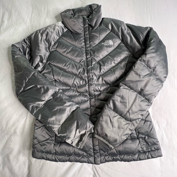 The North Face gray 550 puffer - Picture 3 of 8